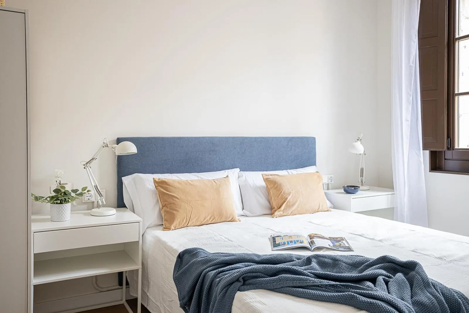 Modern 1 Bedroom Apartments Near Drassanes Barcelona 0*,  España